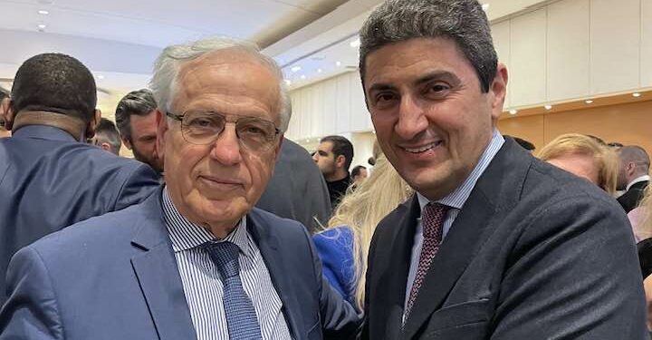 ΠΑΡΟΥΣΙΑΣΗ ΒΙΒΛΙΟΥ ΣΤΟ ΜΕΓΑΡΟ ΜΟΥΣΙΚΗΣ